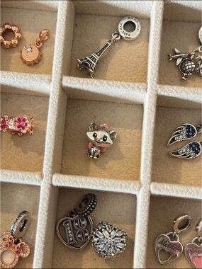 Pandora Cat Disney Charm